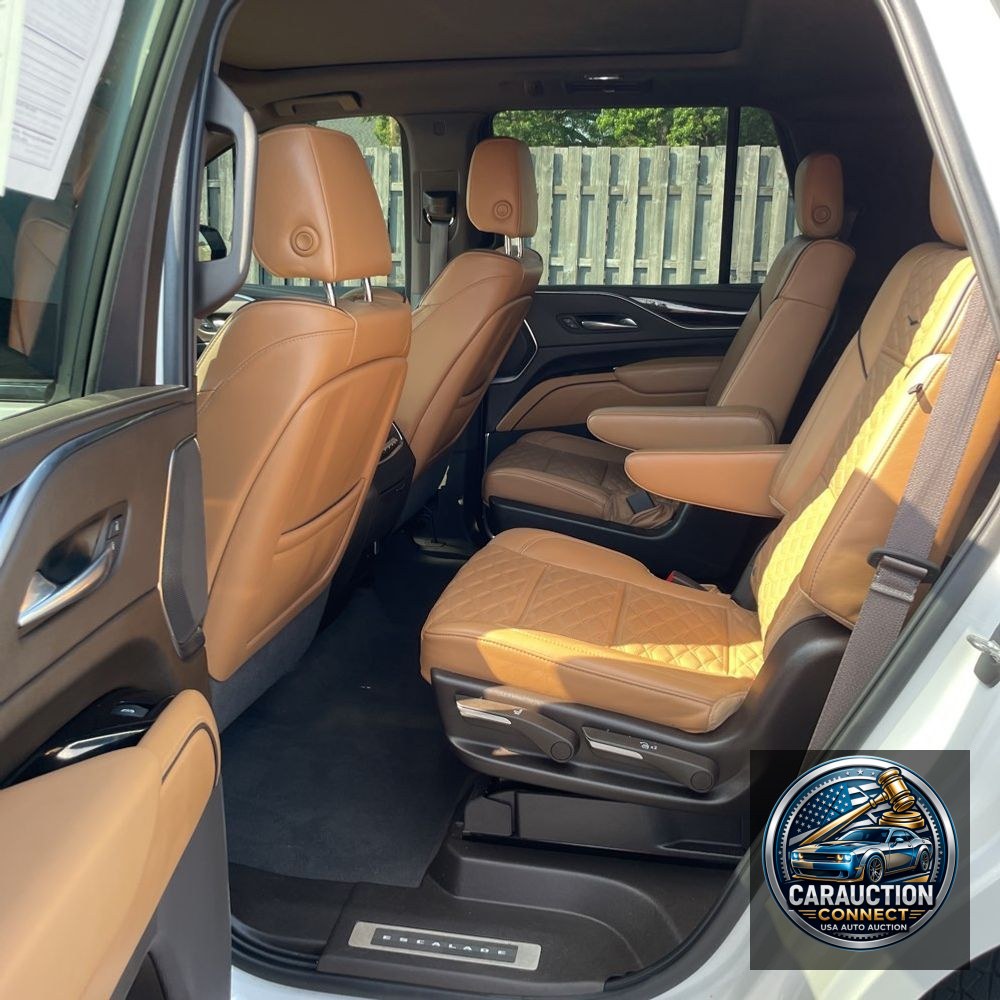 2022 Cadillac Escalade Sport