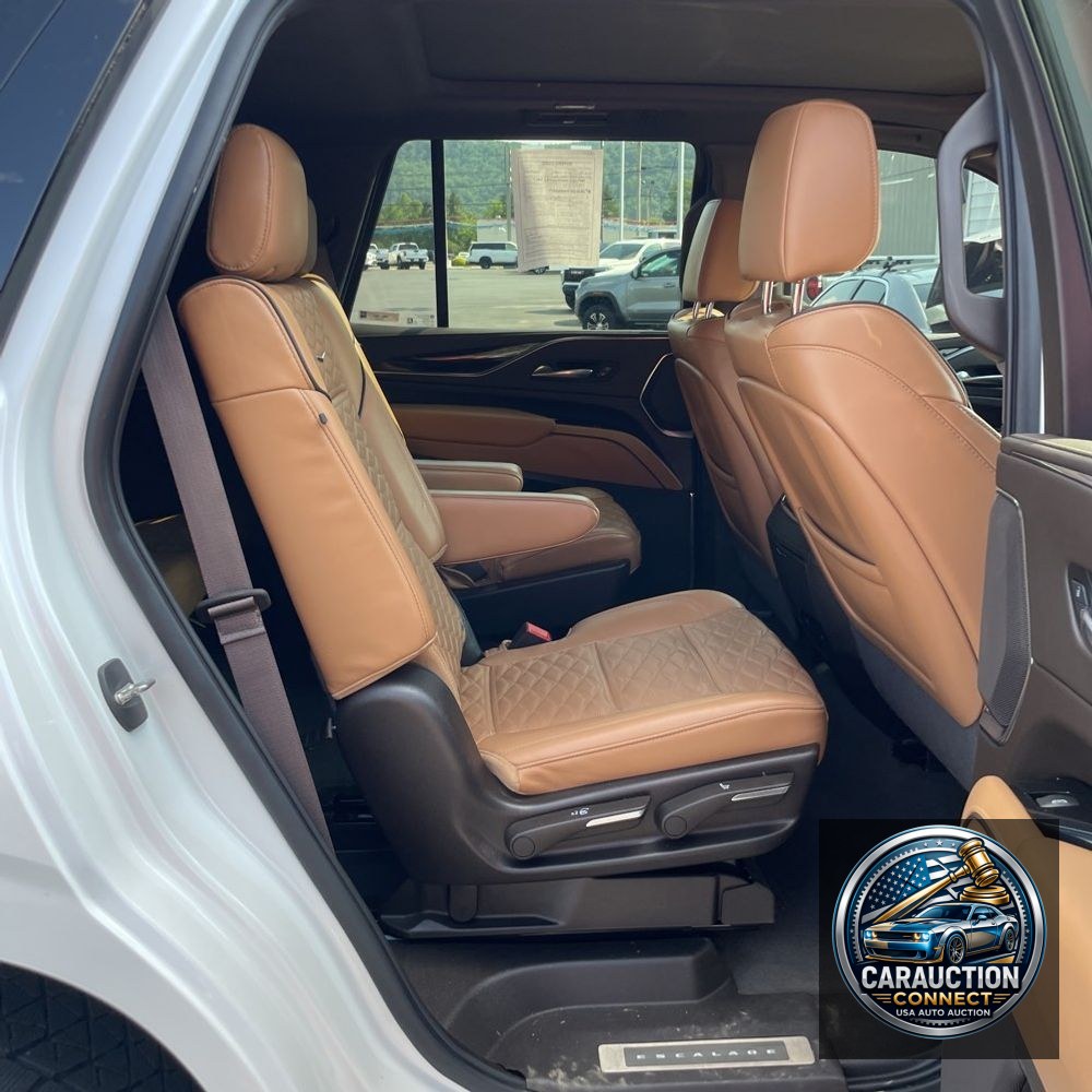 2022 Cadillac Escalade Sport