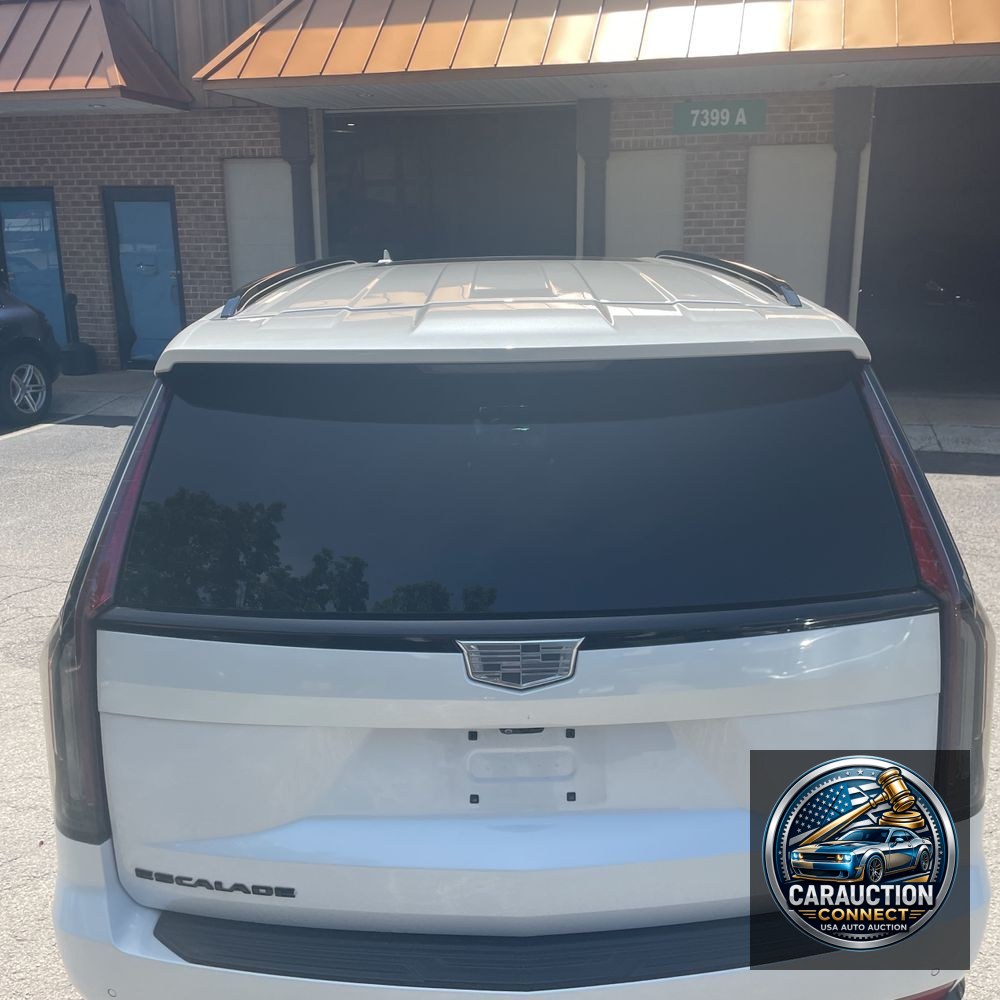 2021 Cadillac Escalade Sport
