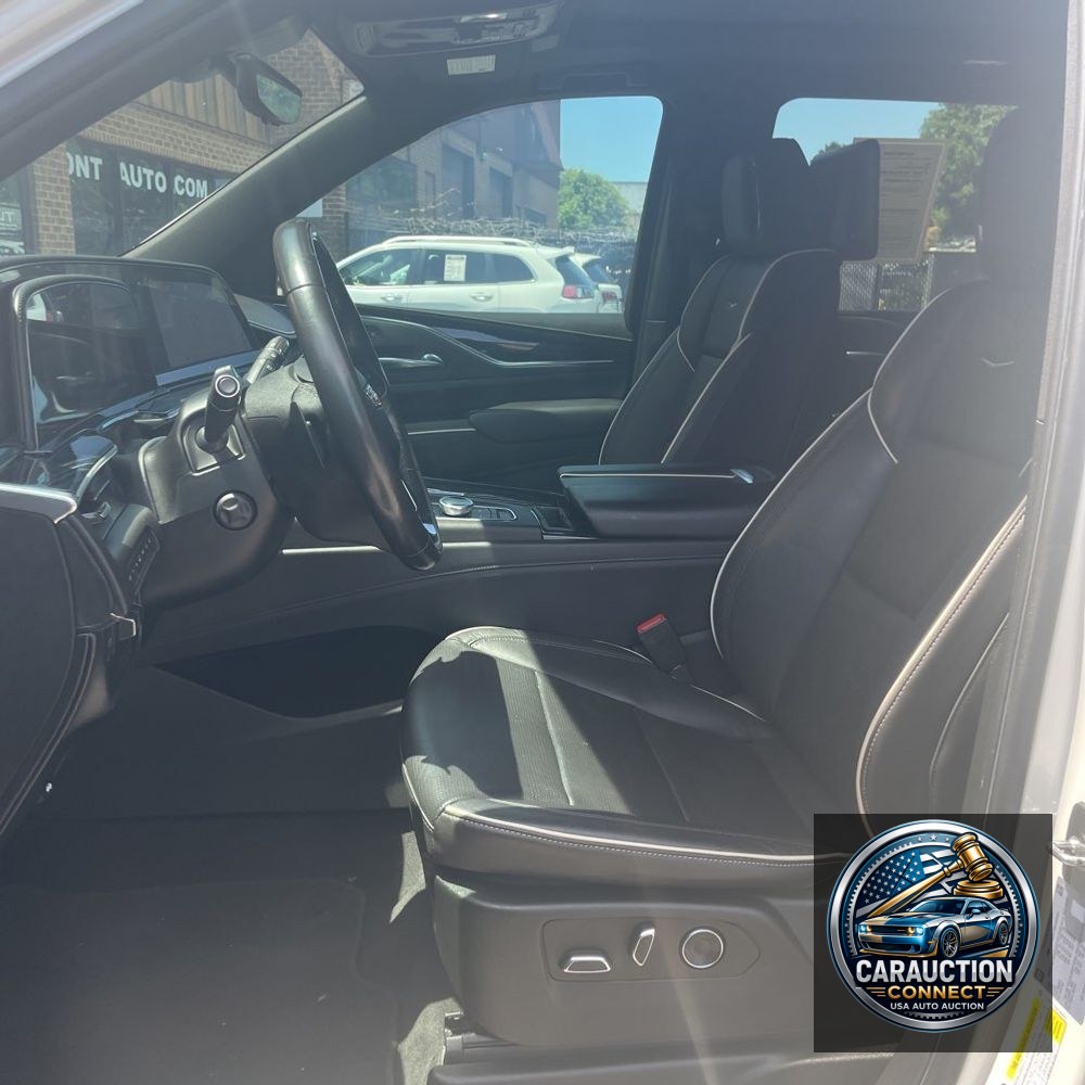 2021 Cadillac Escalade Sport