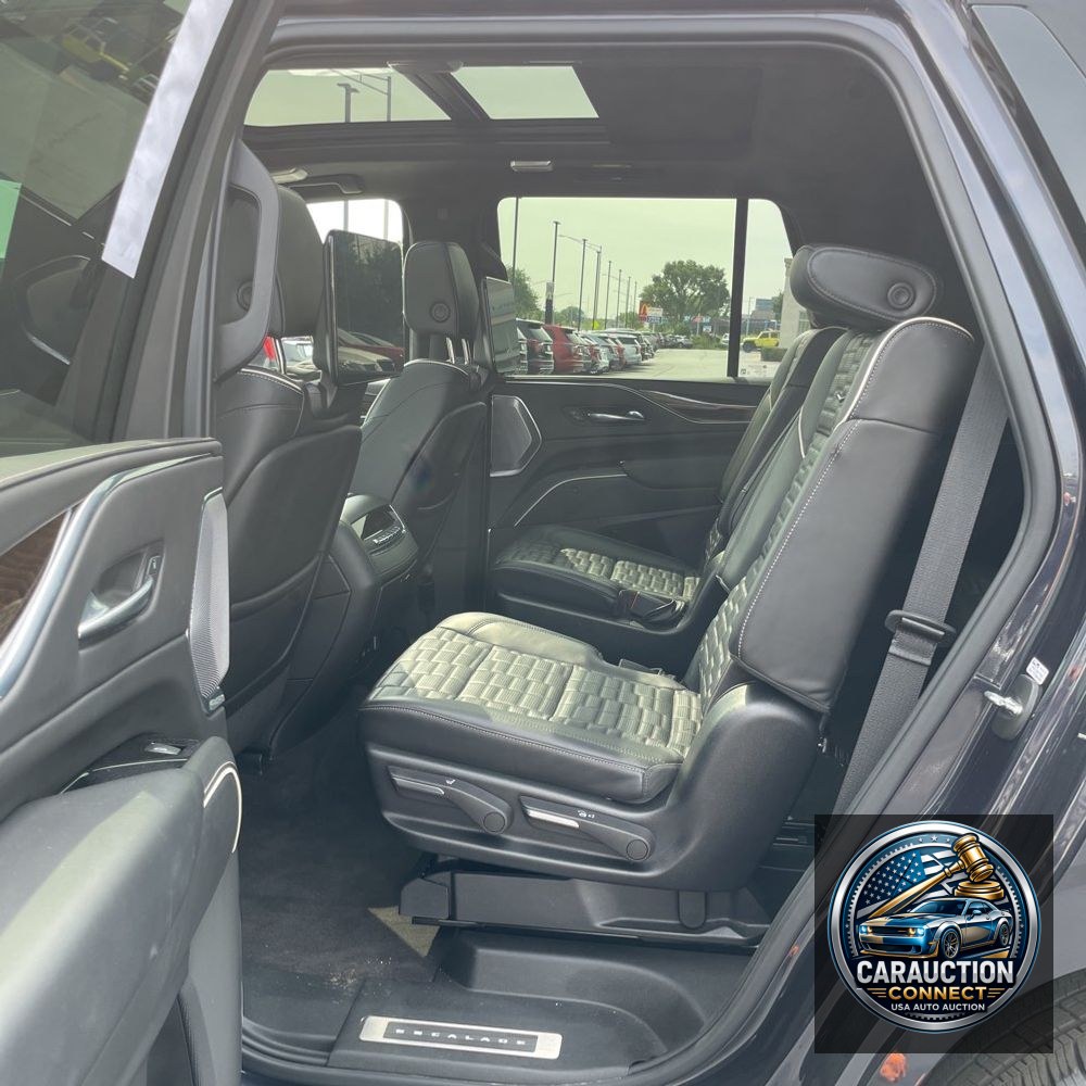 2023 Cadillac Escalade Sport Platinum