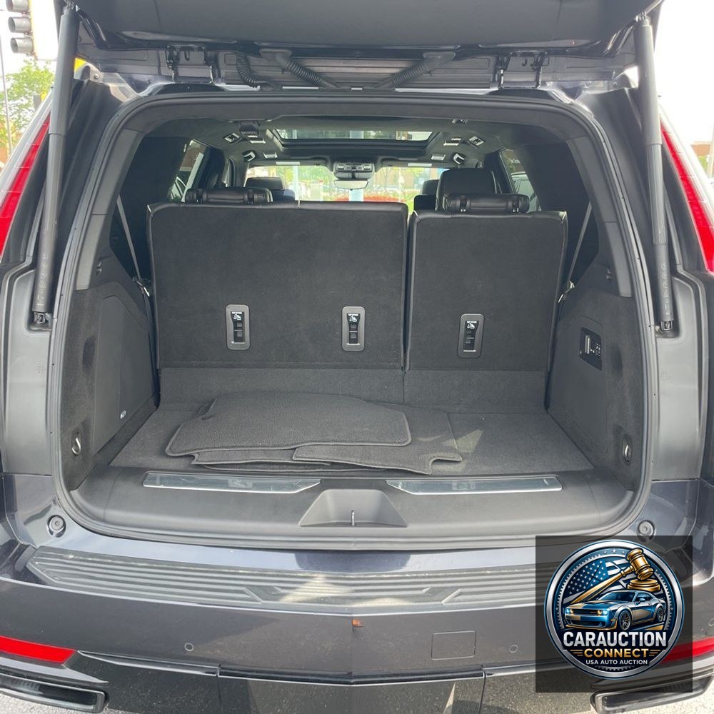 2023 Cadillac Escalade Sport Platinum