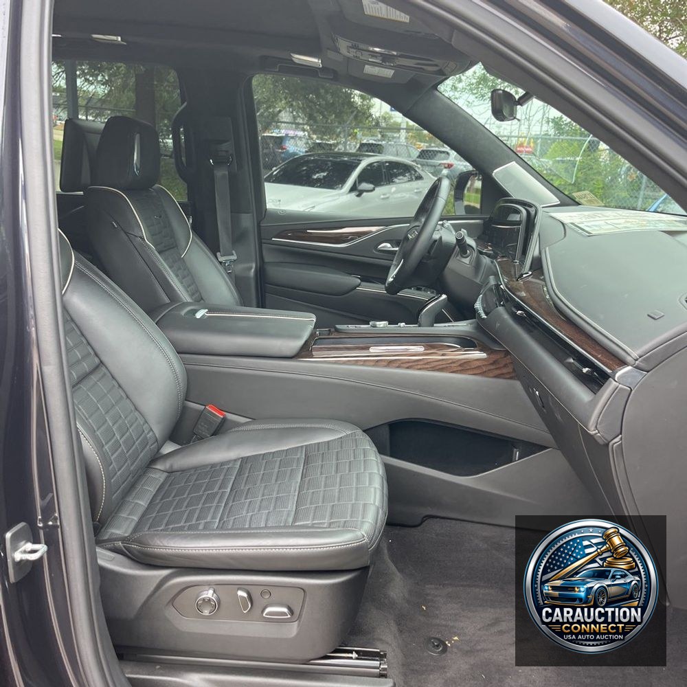 2023 Cadillac Escalade Sport Platinum
