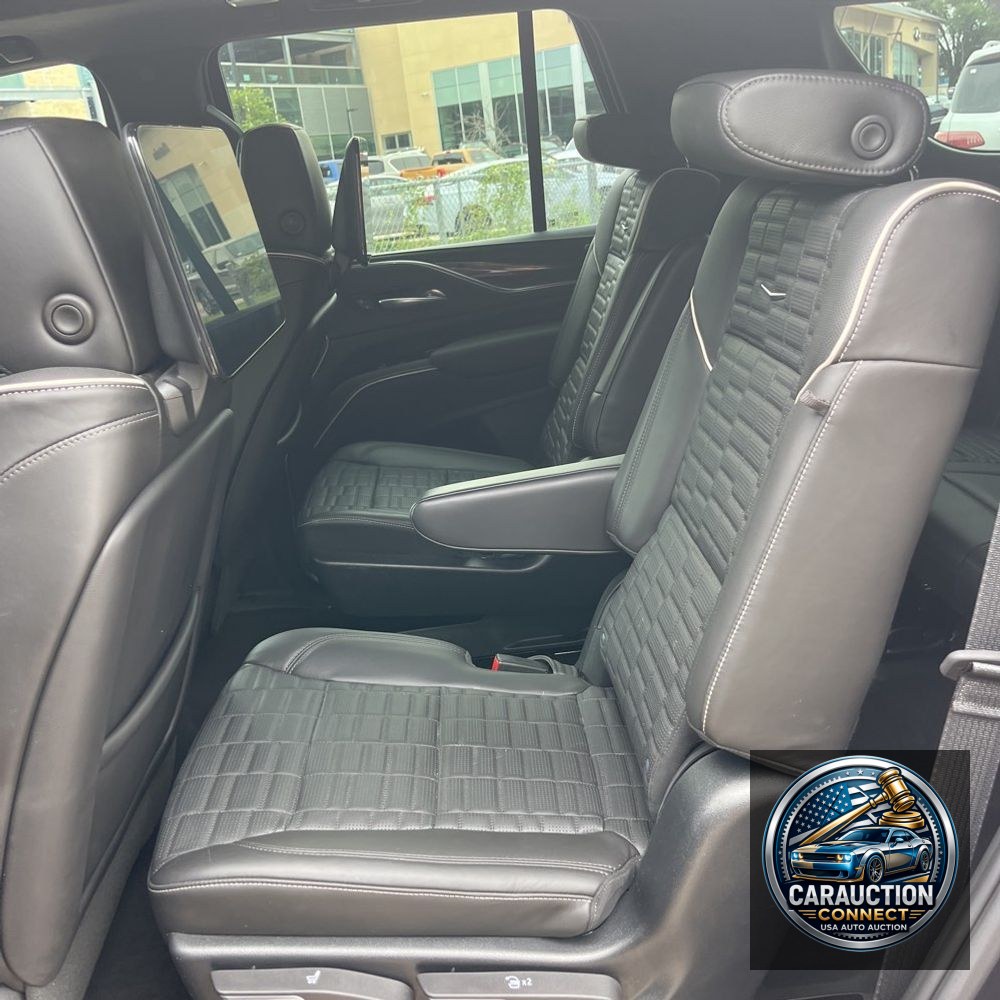 2023 Cadillac Escalade Sport Platinum