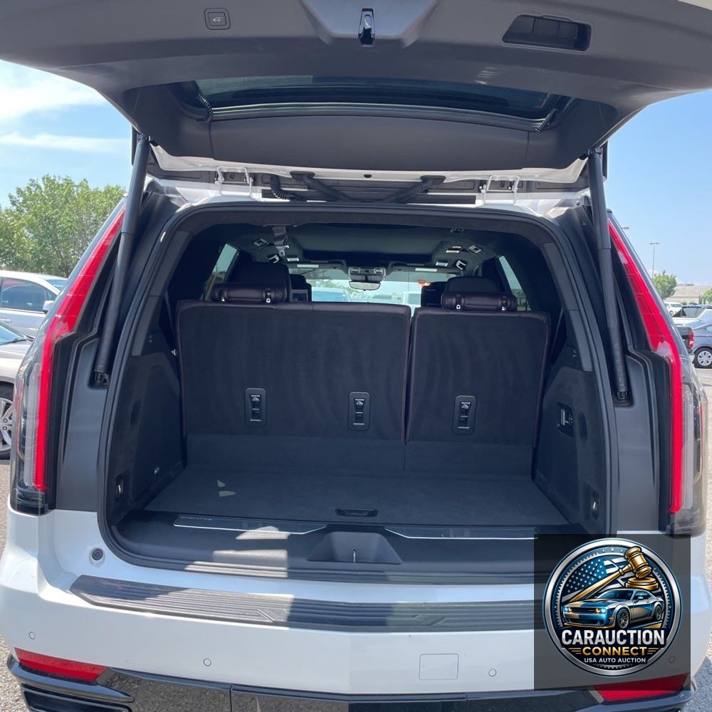 2023 Cadillac Escalade Sport Platinum
