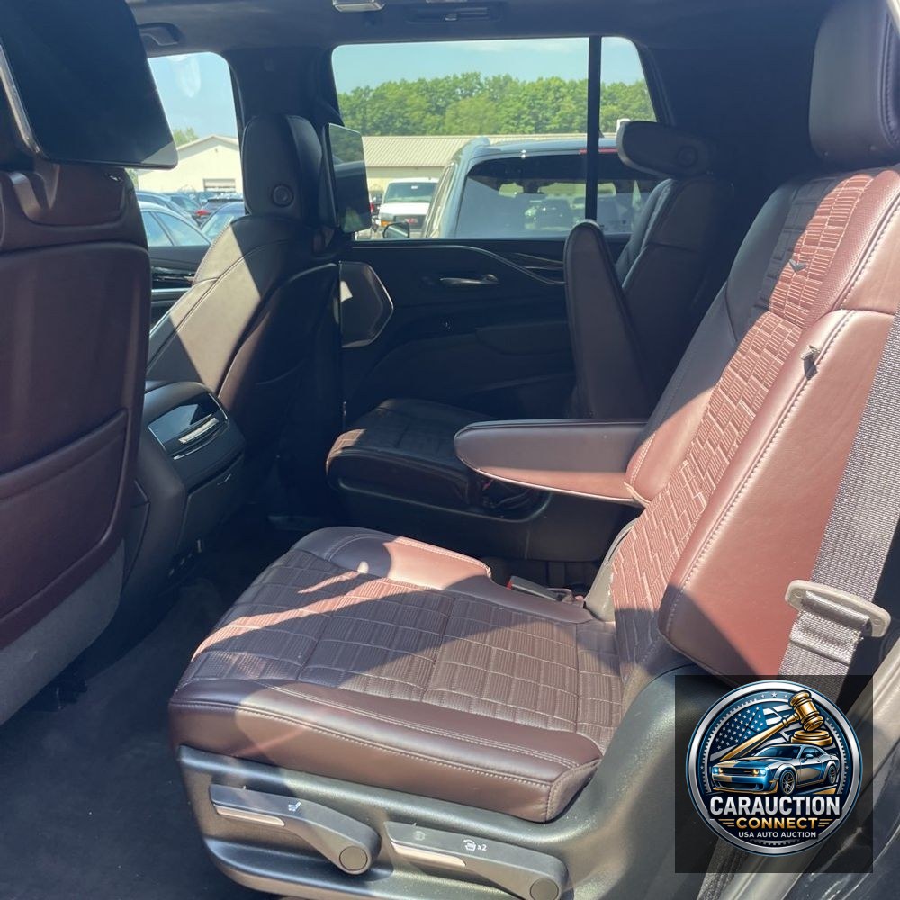2022 Cadillac Escalade Sport Platinum