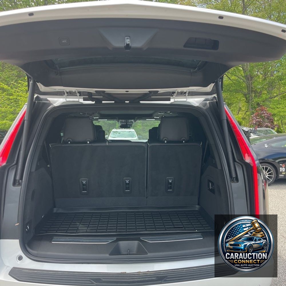 2023 Cadillac Escalade Sport Platinum
