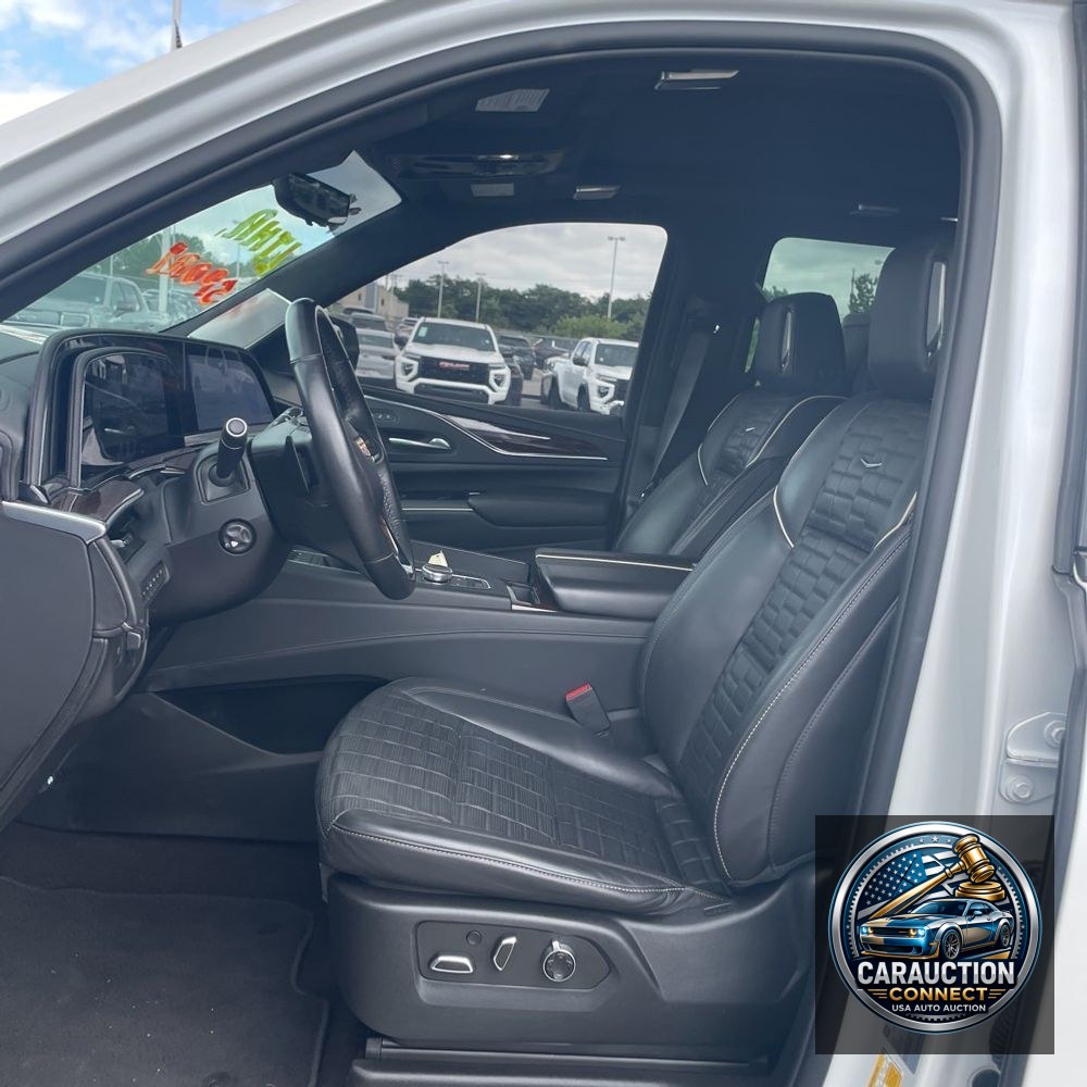 2023 Cadillac Escalade Sport Platinum