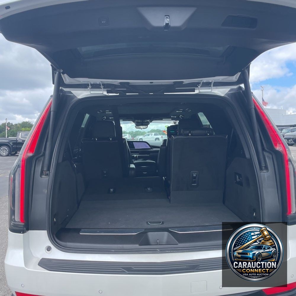 2023 Cadillac Escalade Sport Platinum
