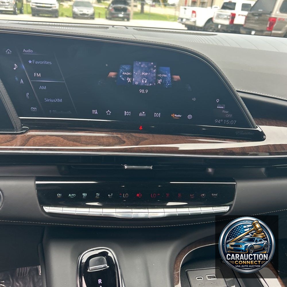 2022 Cadillac Escalade Sport Platinum