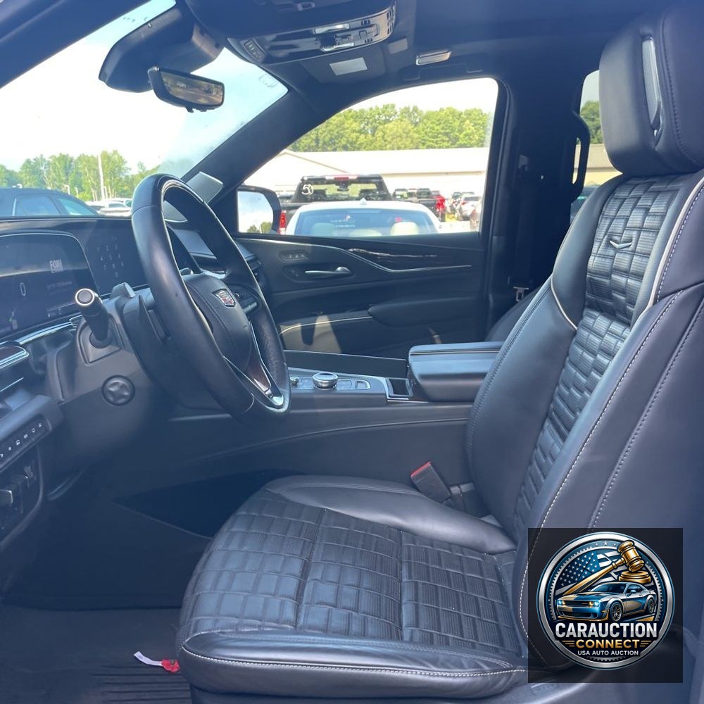 2023 Cadillac Escalade Sport Platinum