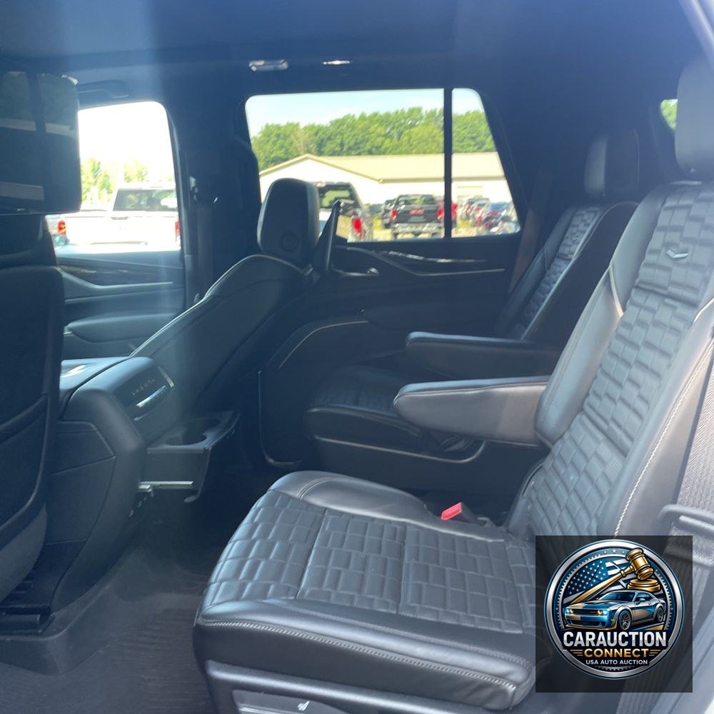 2023 Cadillac Escalade Sport Platinum