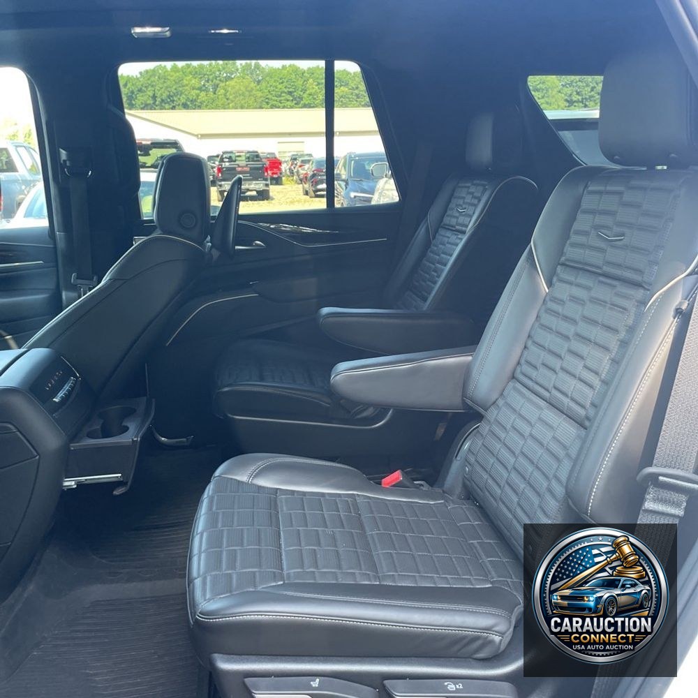 2023 Cadillac Escalade Sport Platinum