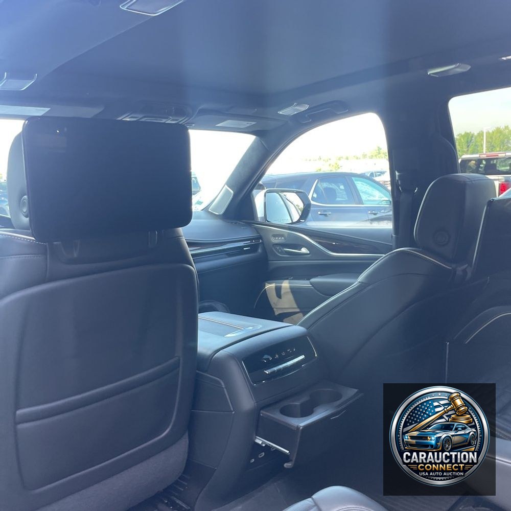 2023 Cadillac Escalade Sport Platinum