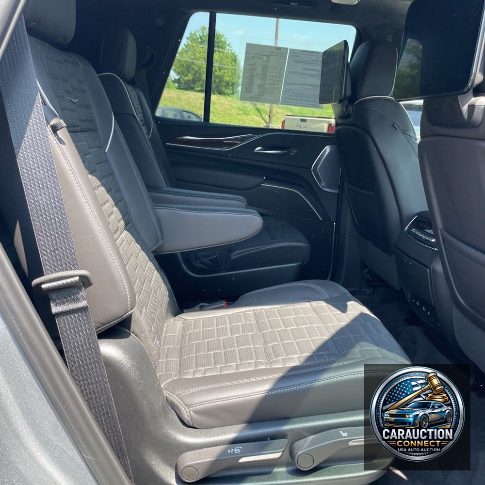 2023 Cadillac Escalade Sport Platinum