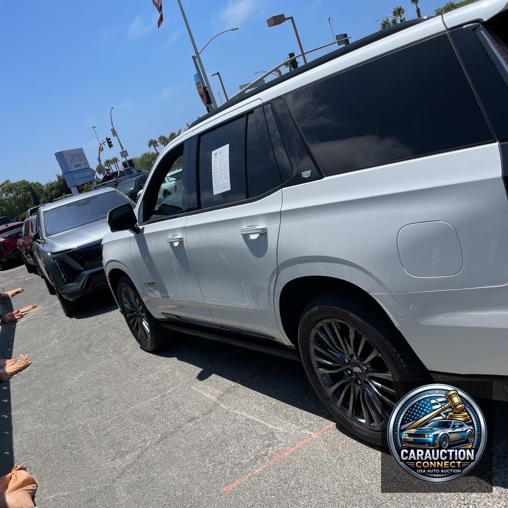 2023 Cadillac Escalade-V Base