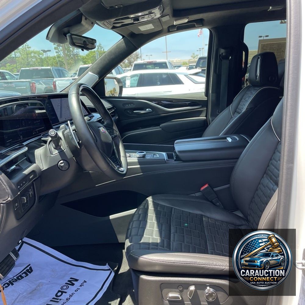2023 Cadillac Escalade-V Base