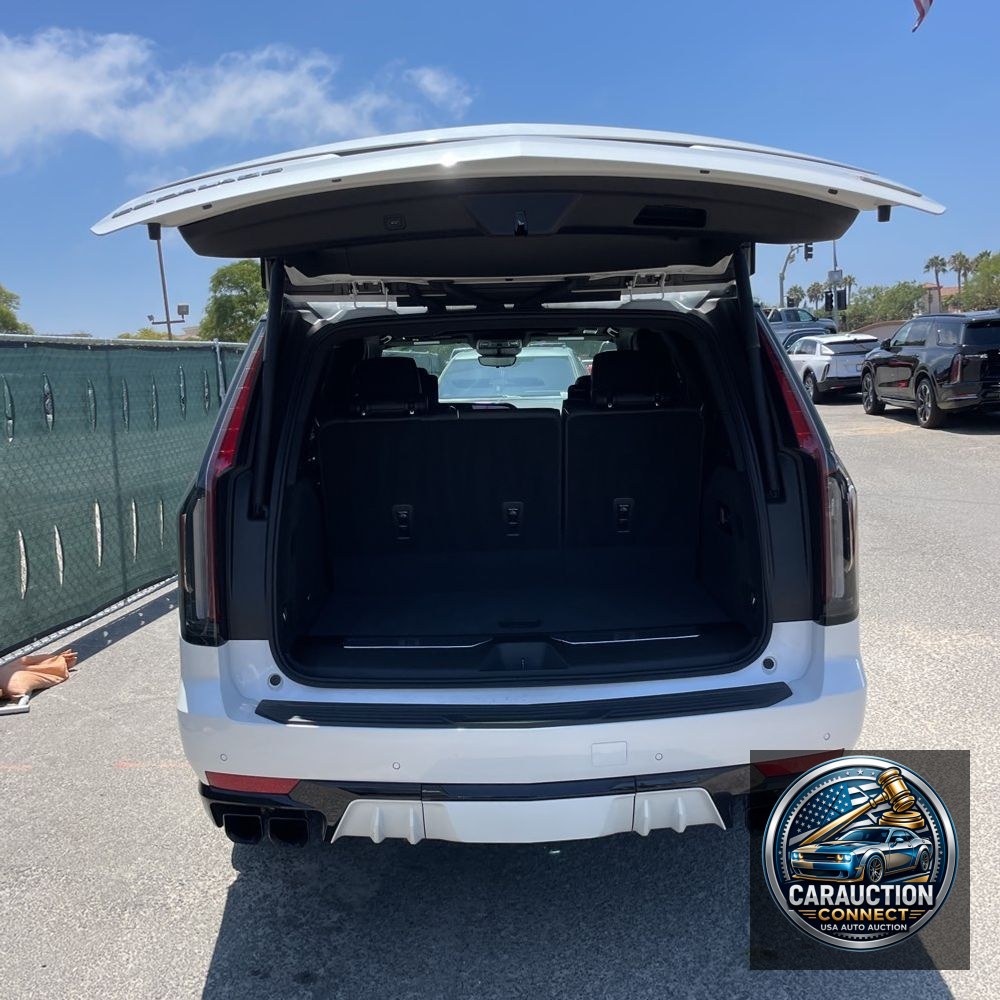 2023 Cadillac Escalade-V Base
