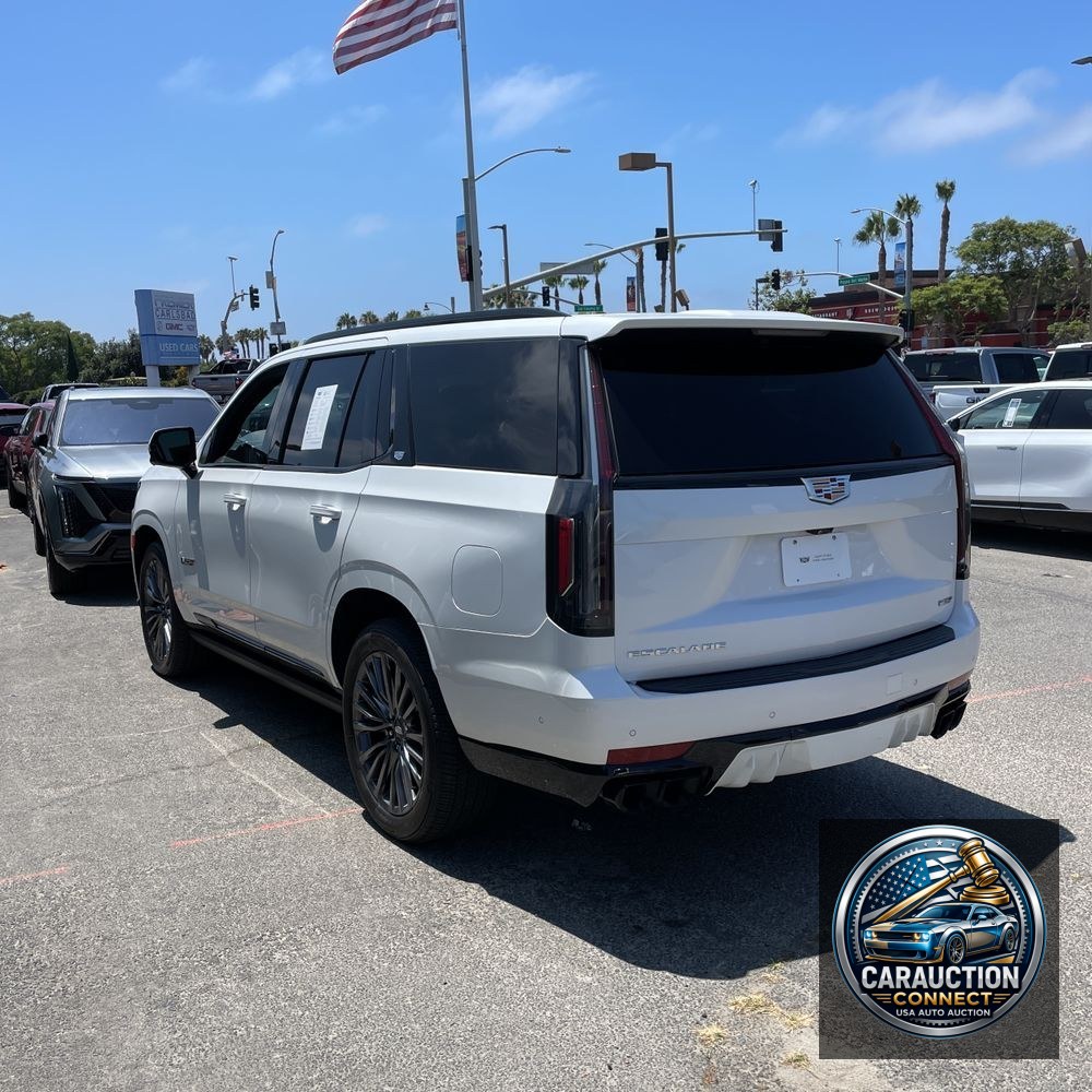 2023 Cadillac Escalade-V Base