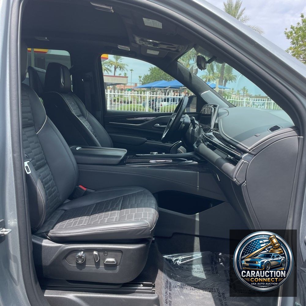 2023 Cadillac Escalade-V Base