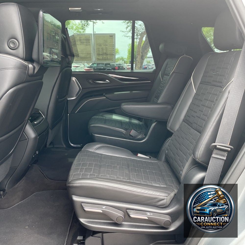 2023 Cadillac Escalade-V Base