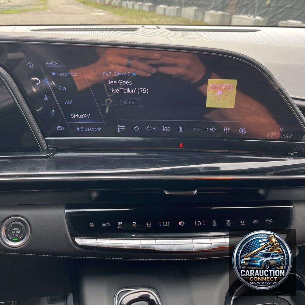 2024 Cadillac Escalade V-Sport