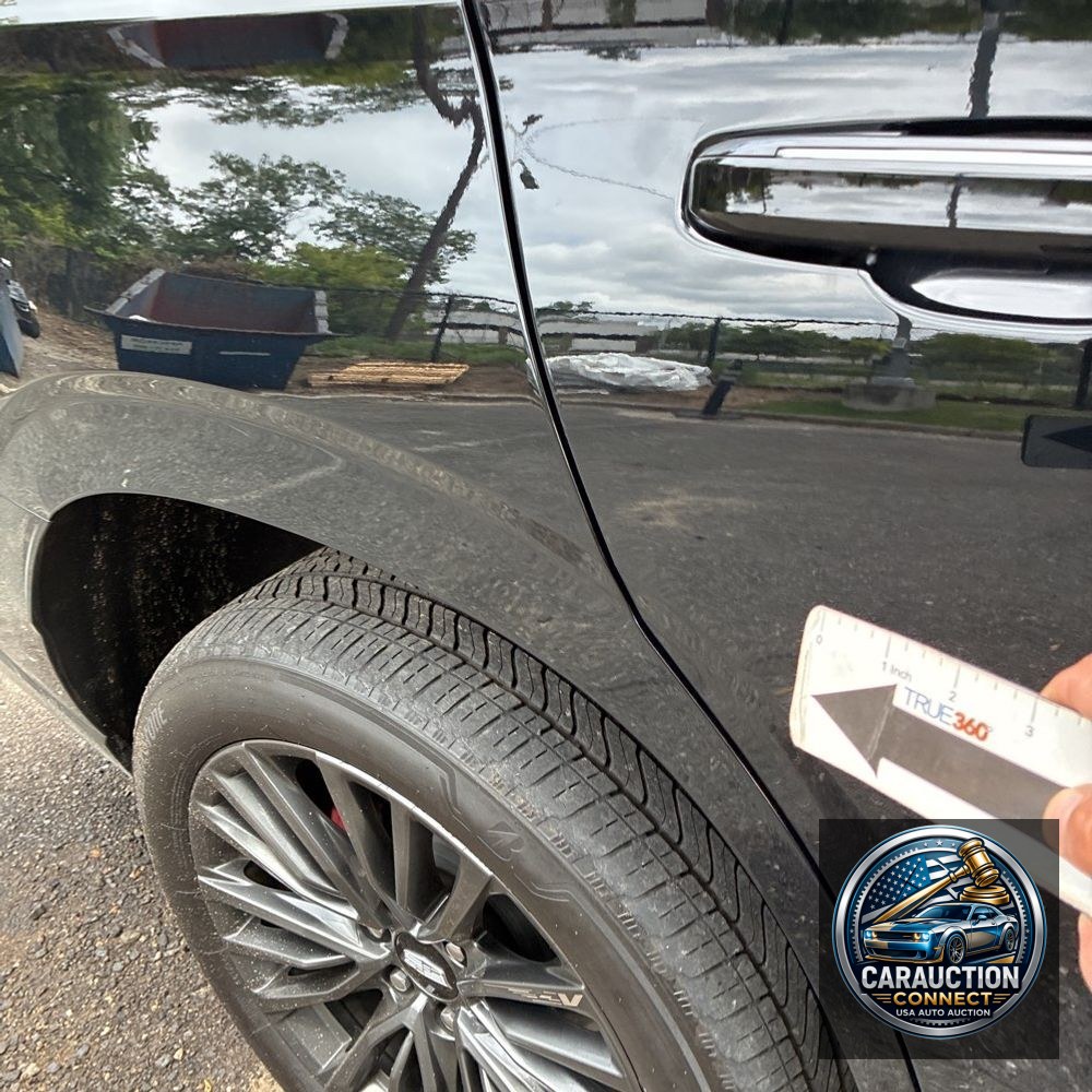 2023 Cadillac Escalade-V Base