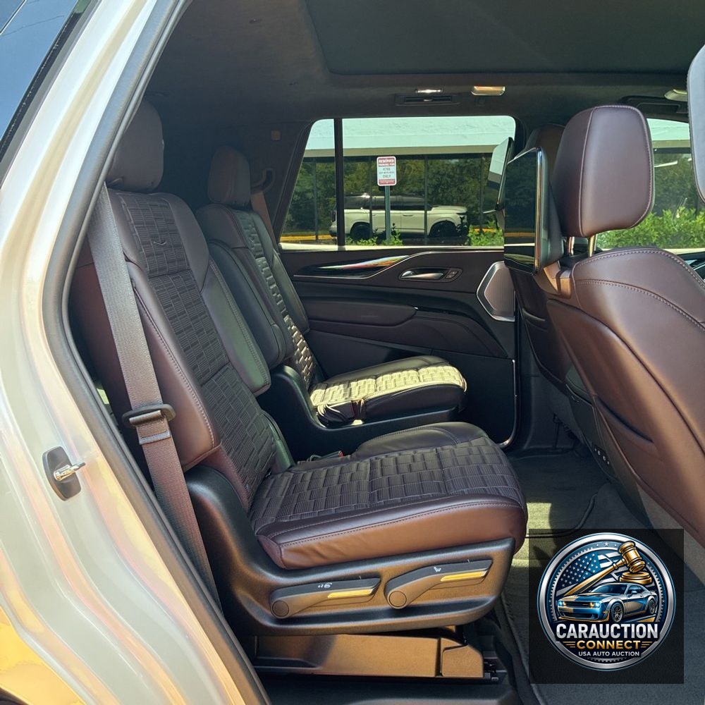 2023 Cadillac Escalade-V Base