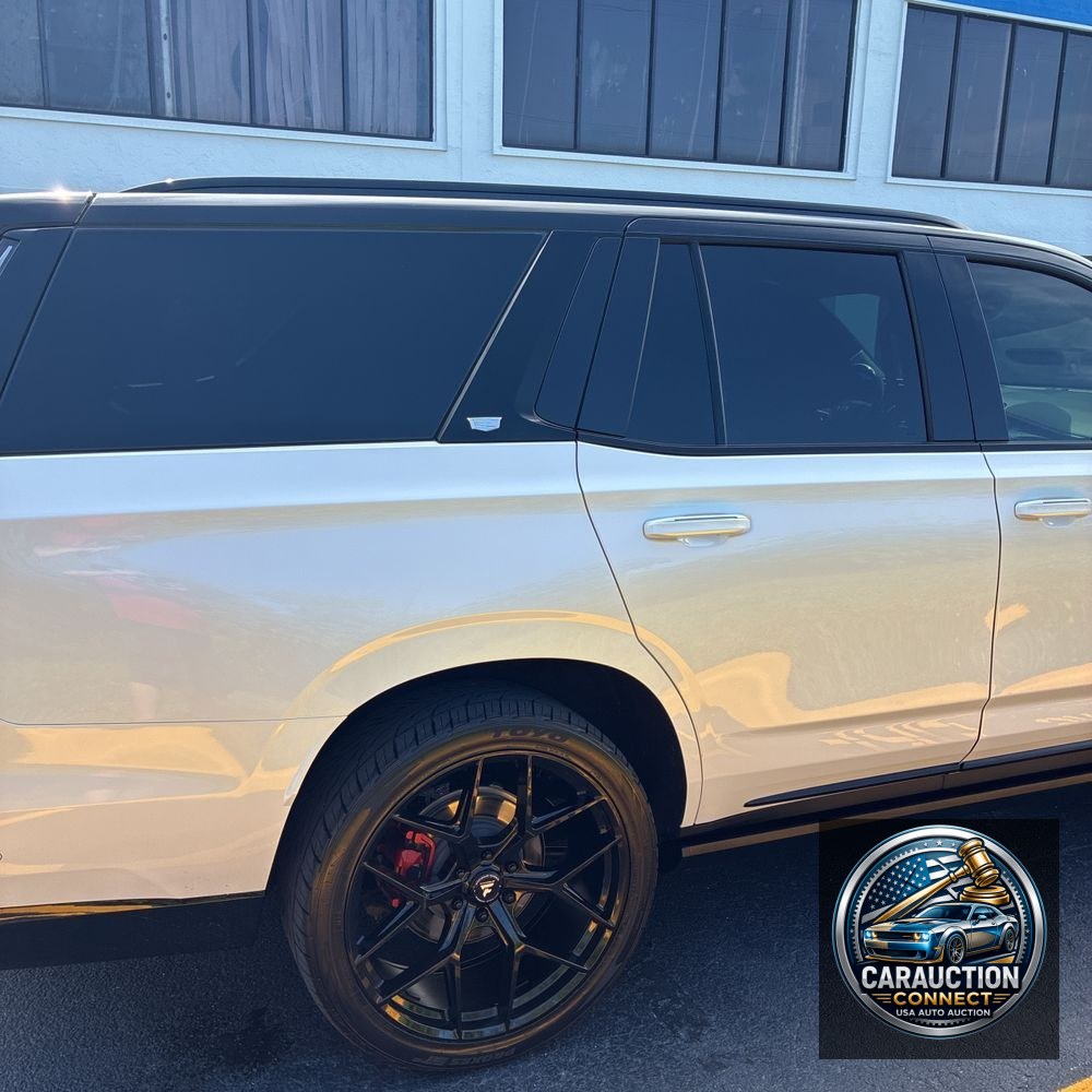 2023 Cadillac Escalade-V Base