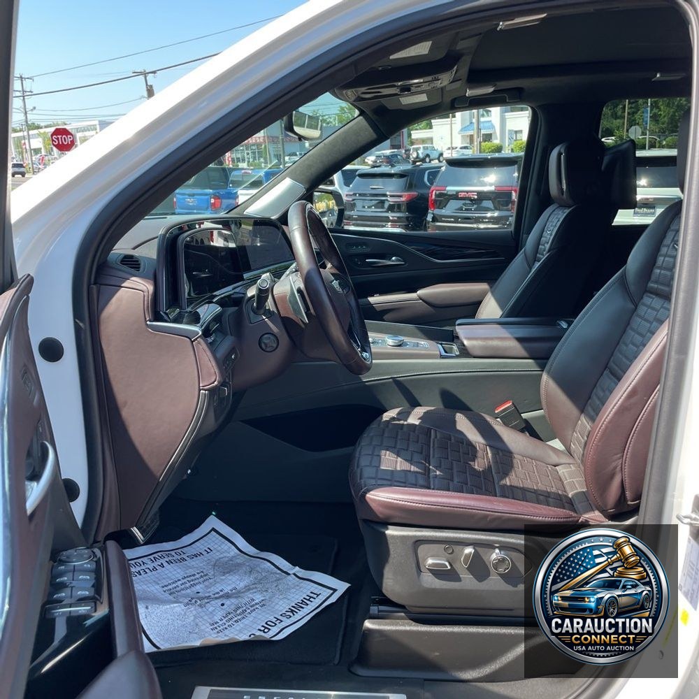 2023 Cadillac Escalade-V Base