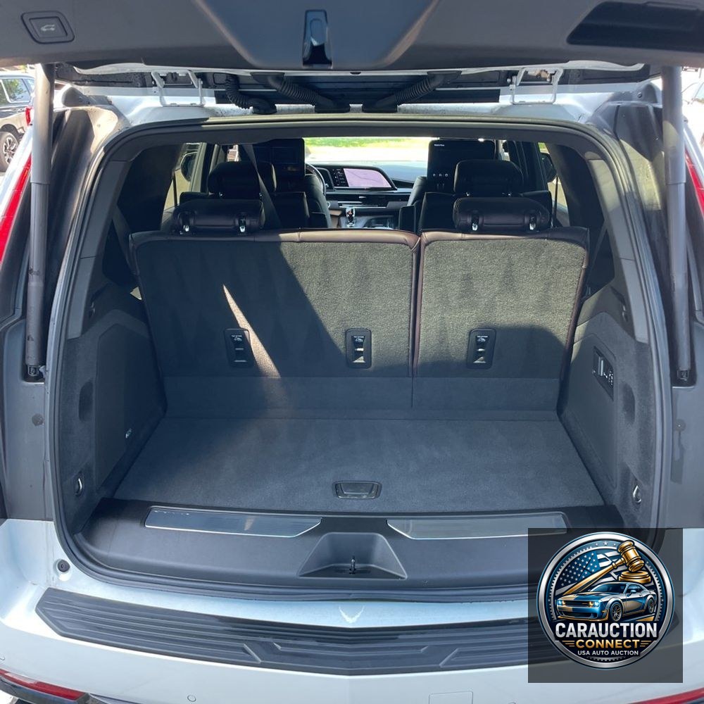 2023 Cadillac Escalade-V Base
