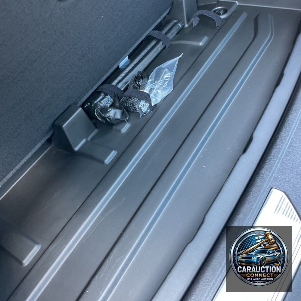 2023 Cadillac Escalade-V Base