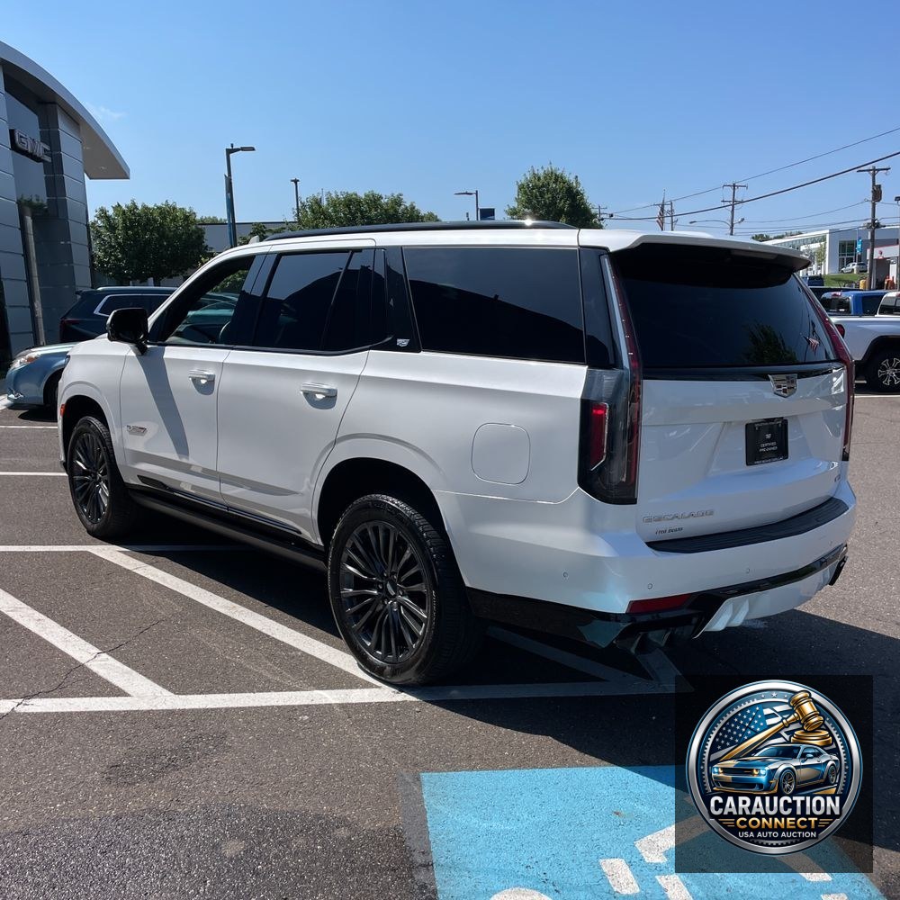 2023 Cadillac Escalade-V Base