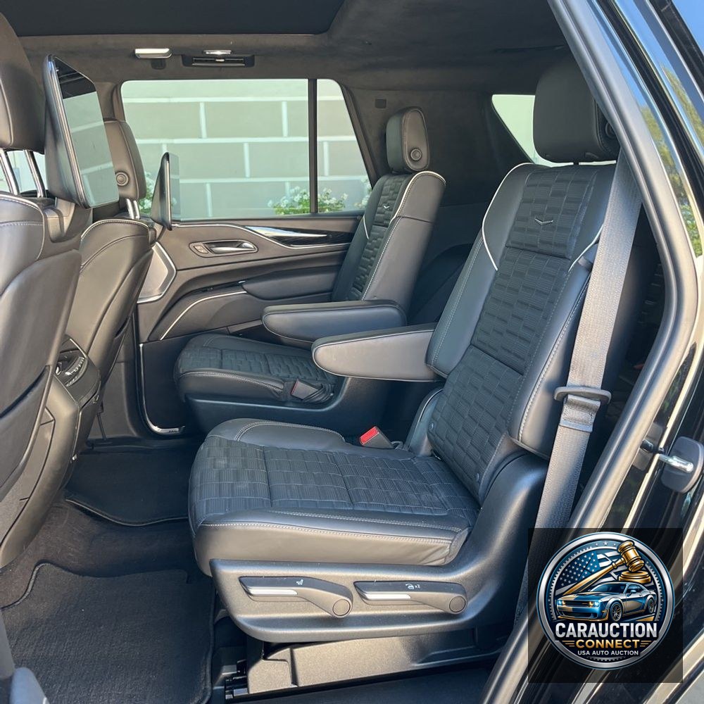 2023 Cadillac Escalade-V Base