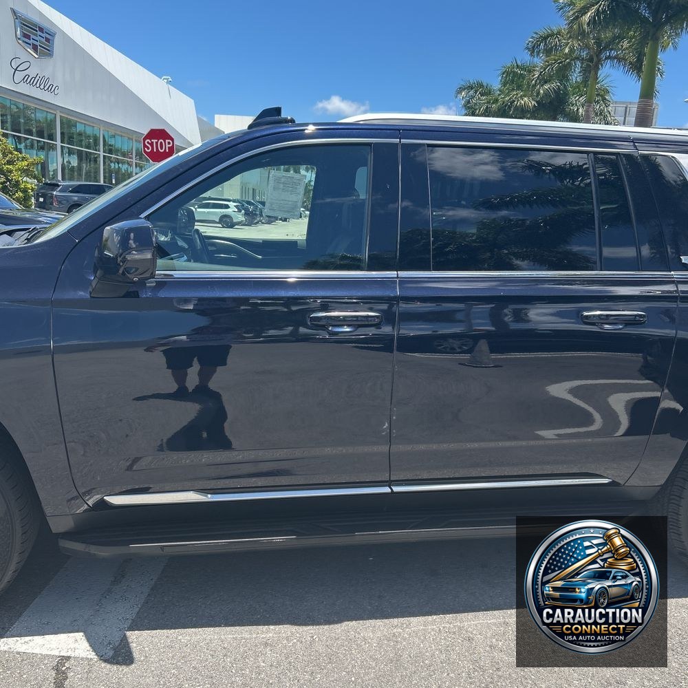 2022 Cadillac Escalade ESV Luxury