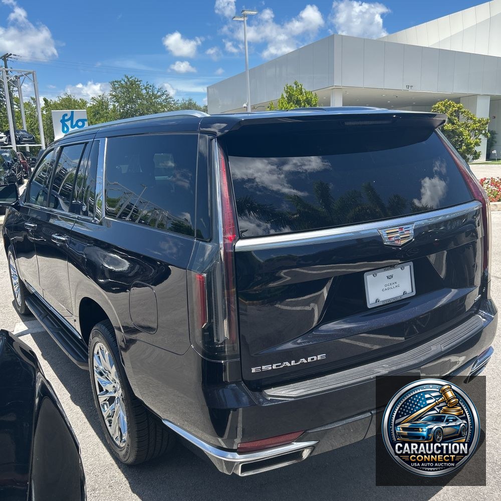 2022 Cadillac Escalade ESV Luxury