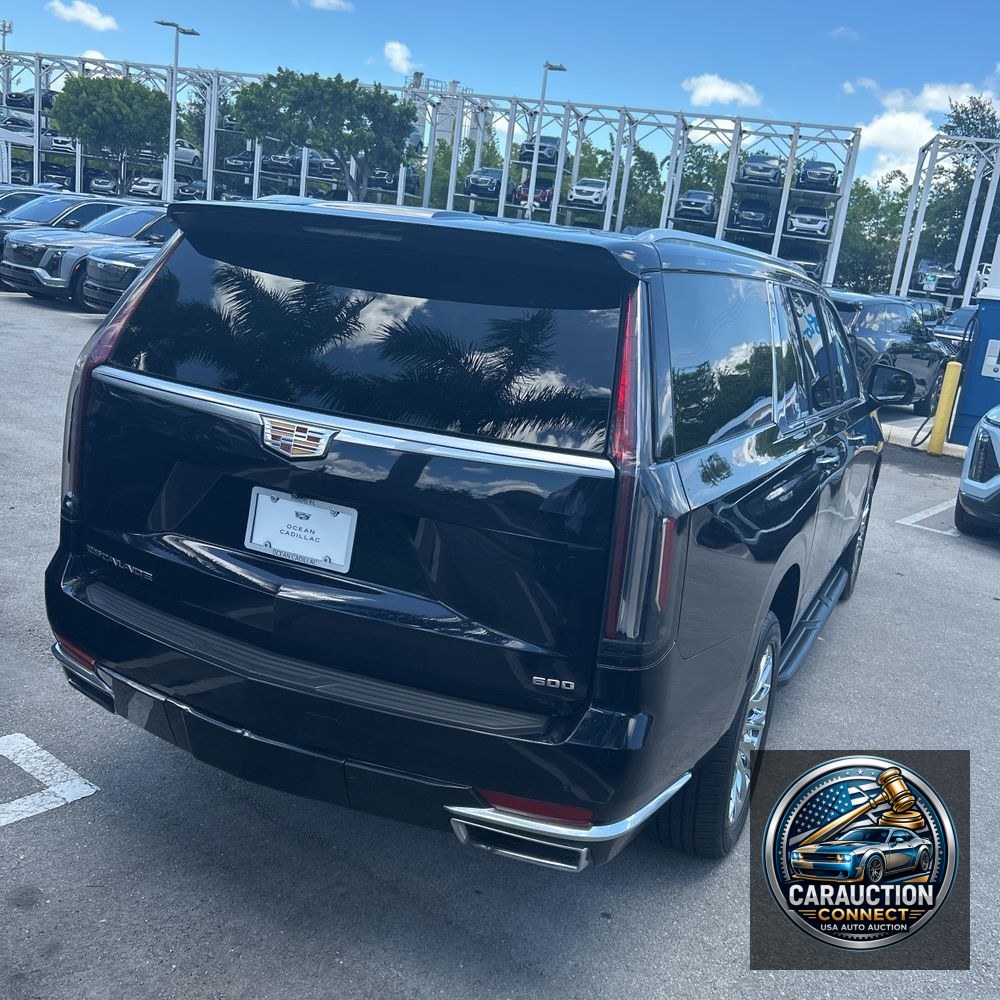 2022 Cadillac Escalade ESV Luxury