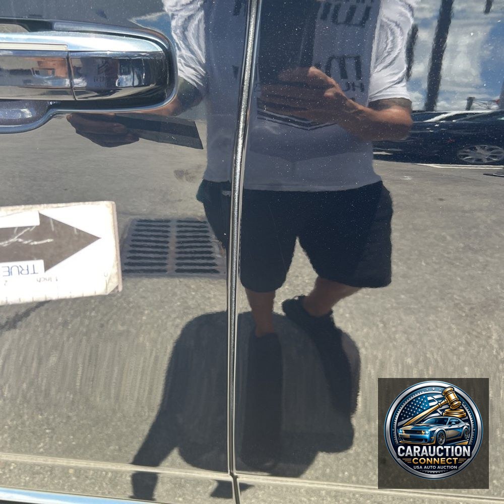 2022 Cadillac Escalade ESV Luxury