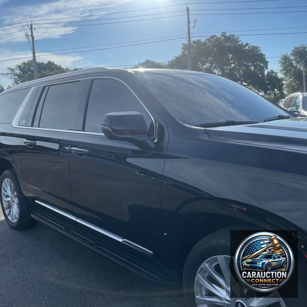 2024 Cadillac Escalade ESV Luxury