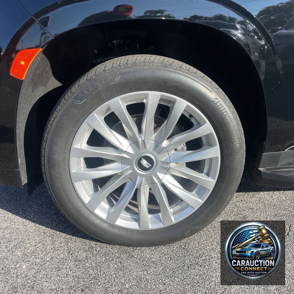 2024 Cadillac Escalade ESV Luxury