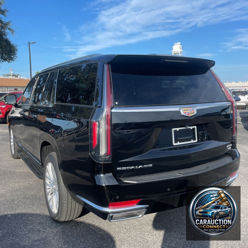 2024 Cadillac Escalade ESV Luxury