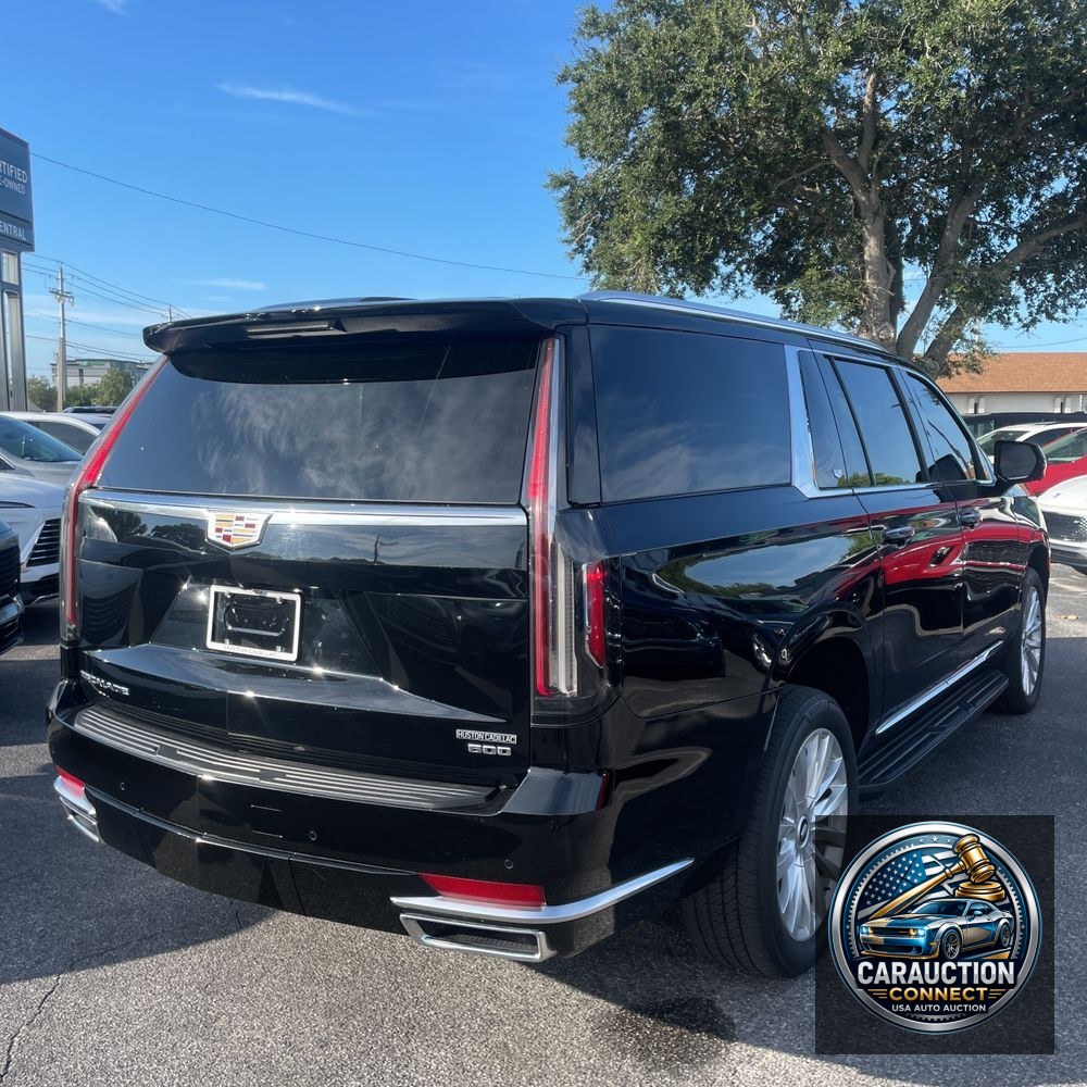 2024 Cadillac Escalade ESV Luxury