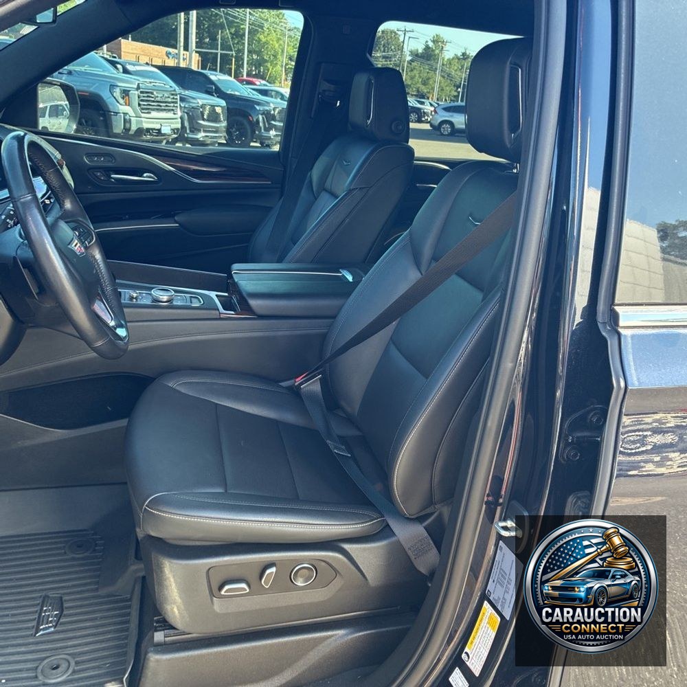 2021 Cadillac Escalade ESV Luxury