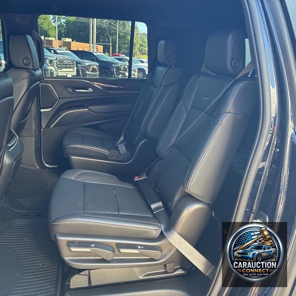 2021 Cadillac Escalade ESV Luxury