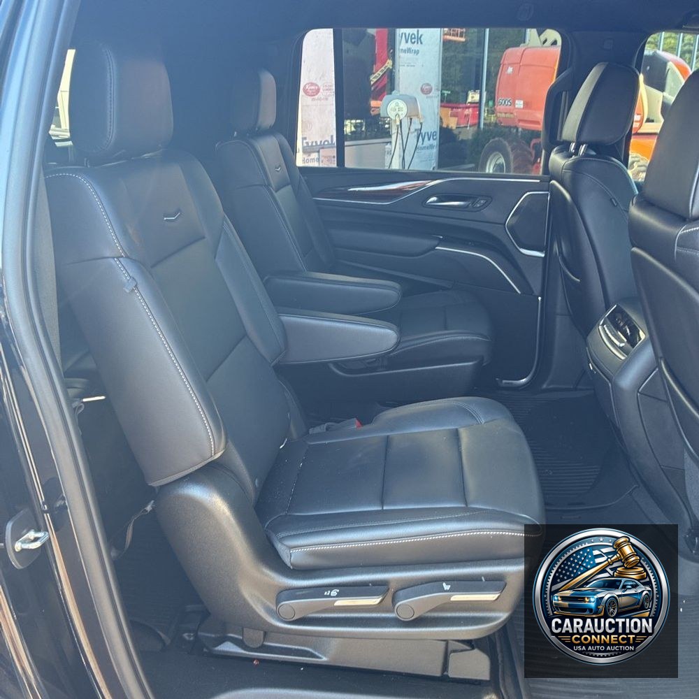 2021 Cadillac Escalade ESV Luxury