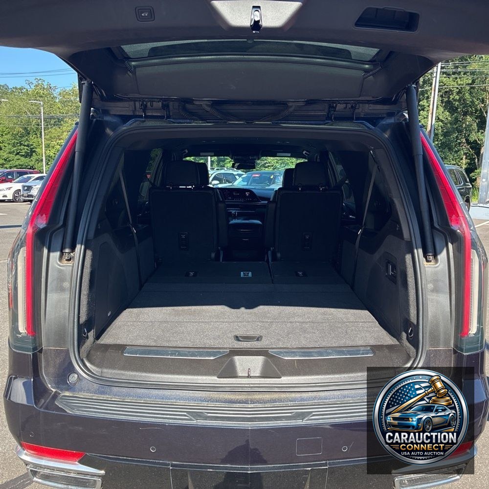 2021 Cadillac Escalade ESV Luxury