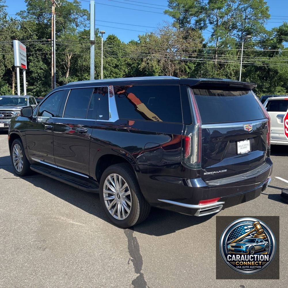 2021 Cadillac Escalade ESV Luxury