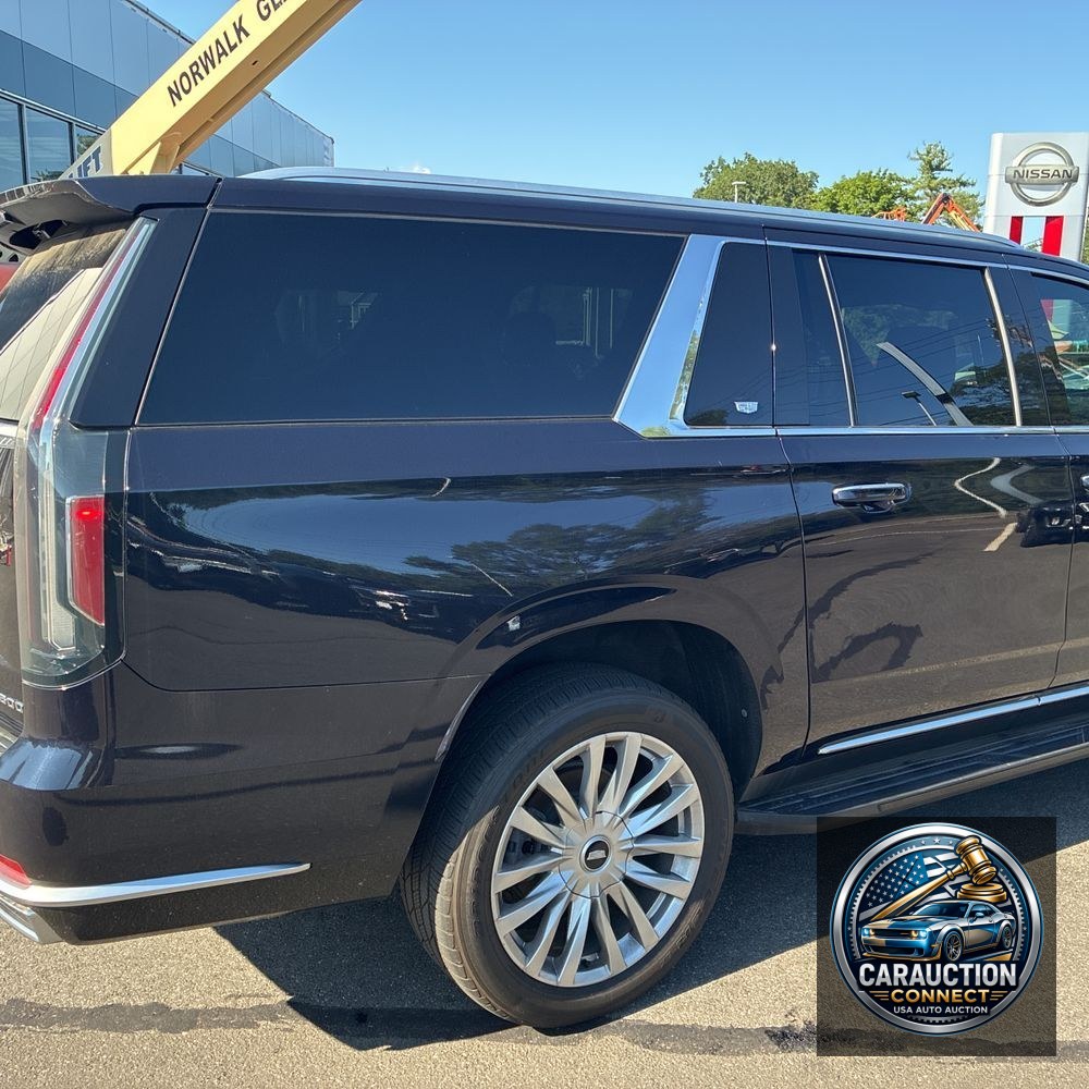 2021 Cadillac Escalade ESV Luxury