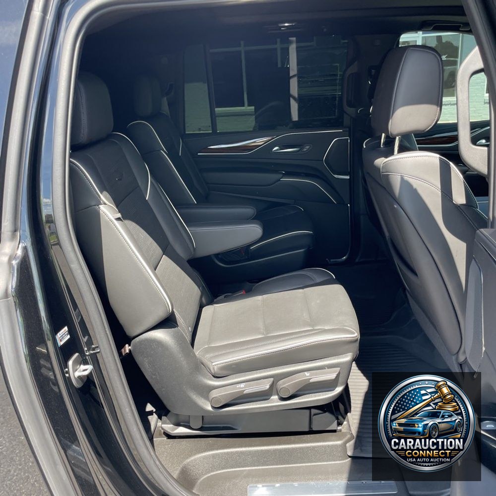 2023 Cadillac Escalade ESV Premium Luxury