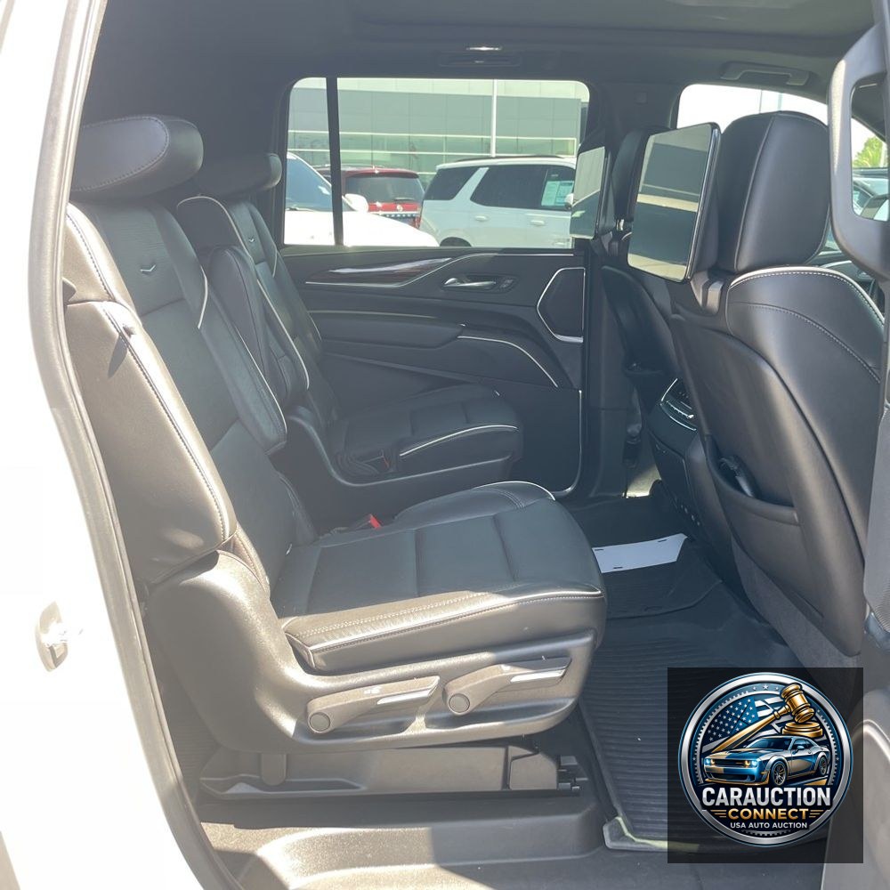 2021 Cadillac Escalade ESV Premium Luxury